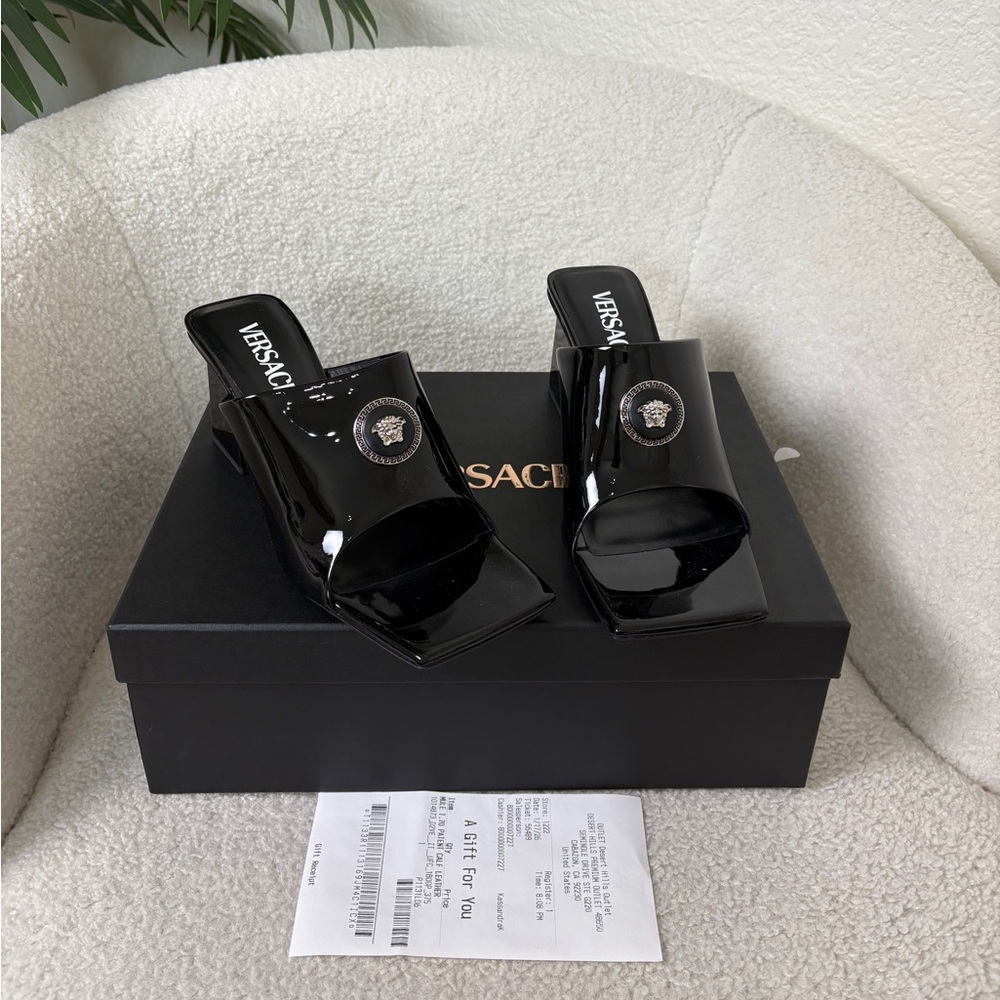 ❌Sold Versace Medusa Black Patent Leather Mules Size 38 - Picture 2 of 5